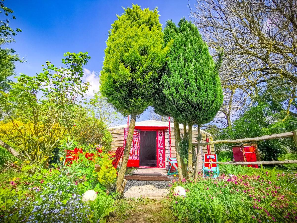 Hotel Au Bonheur Nomade Livry  Exterior foto