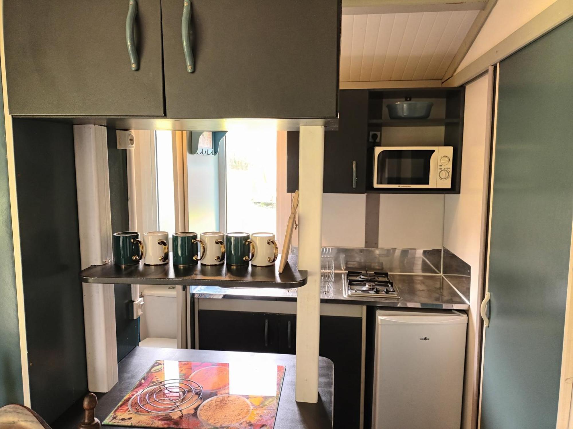 Hotel Au Bonheur Nomade Livry  Habitación foto