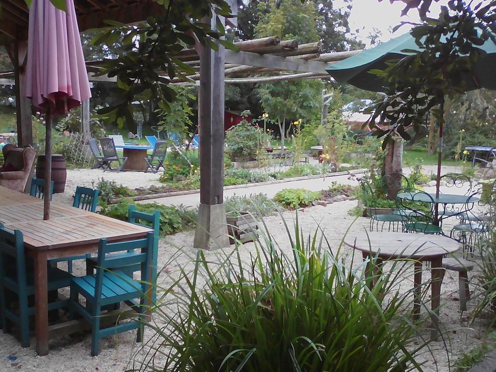 Hotel Au Bonheur Nomade Livry  Exterior foto